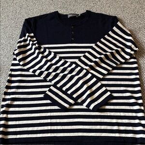 Vince Navy and White Striped Men's sweater
